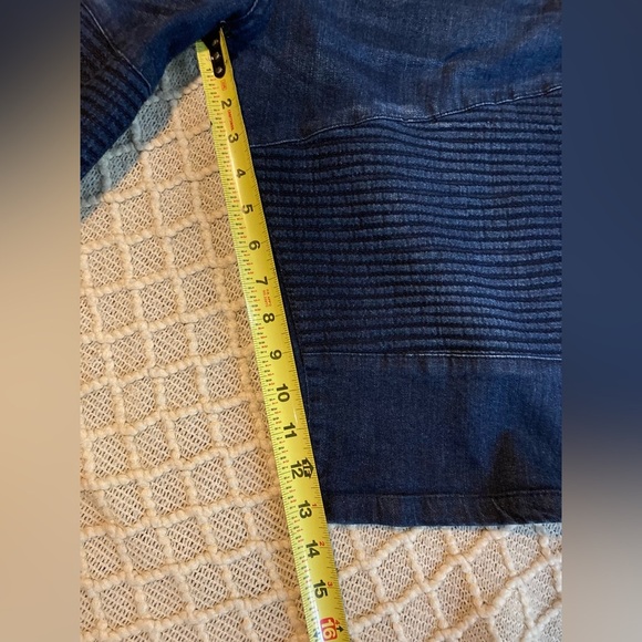 STEVE’S JEANS - Picture 3 of 8